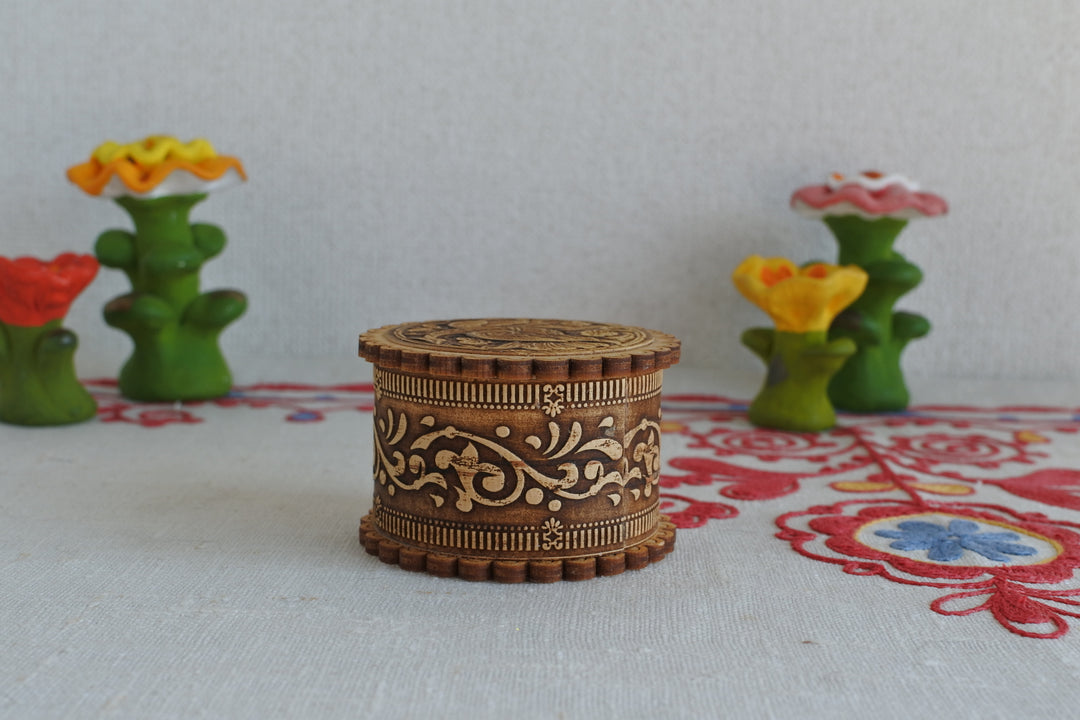 白樺細工べレスタ　小箱　鳳凰