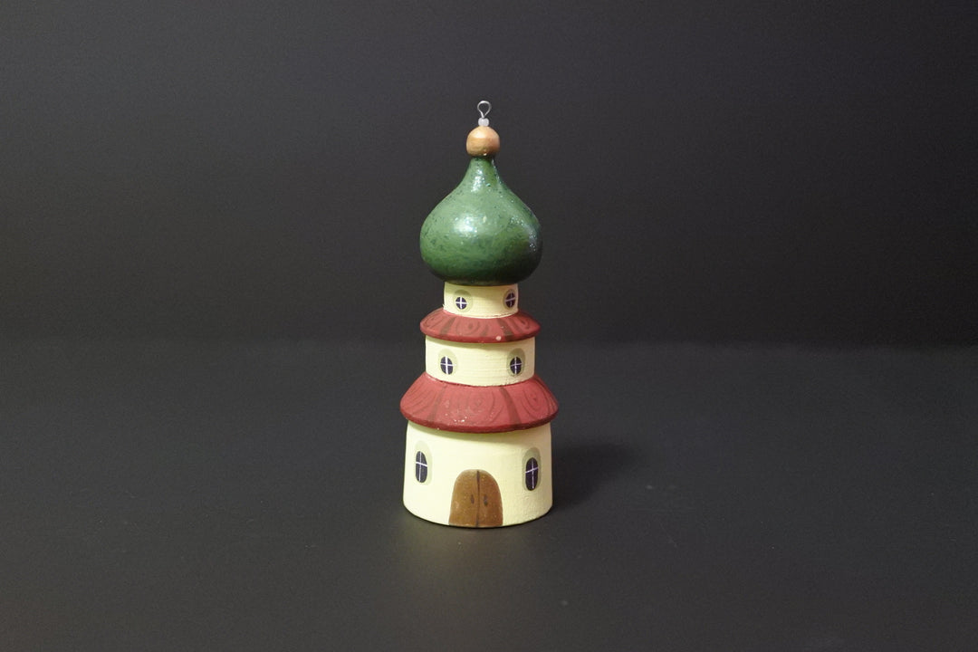 オーリャ・ロバノワの教会オーナメント