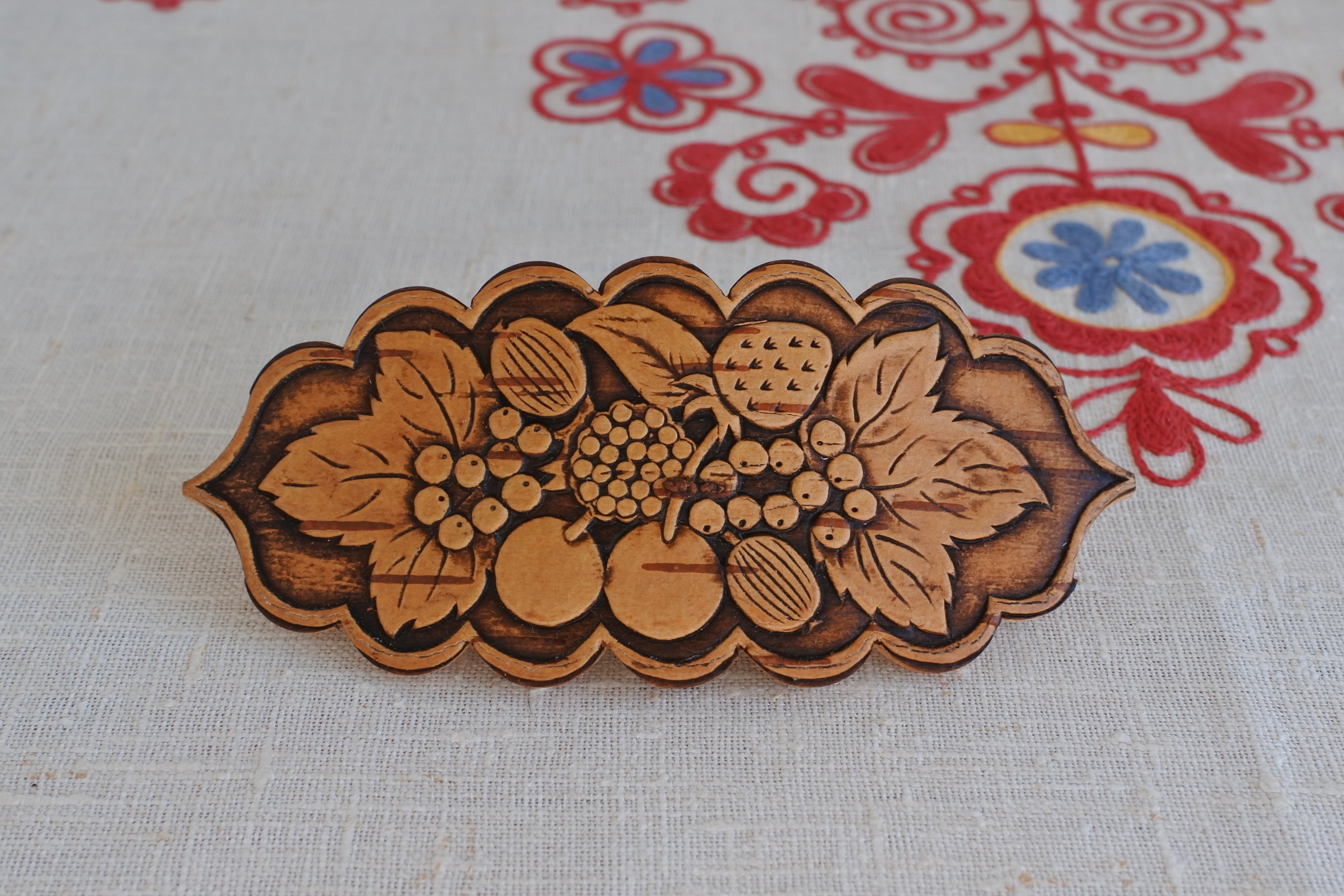 白樺細工ベレスタ 白樺樹皮 ハンドメイド ロシア民芸品 小箱