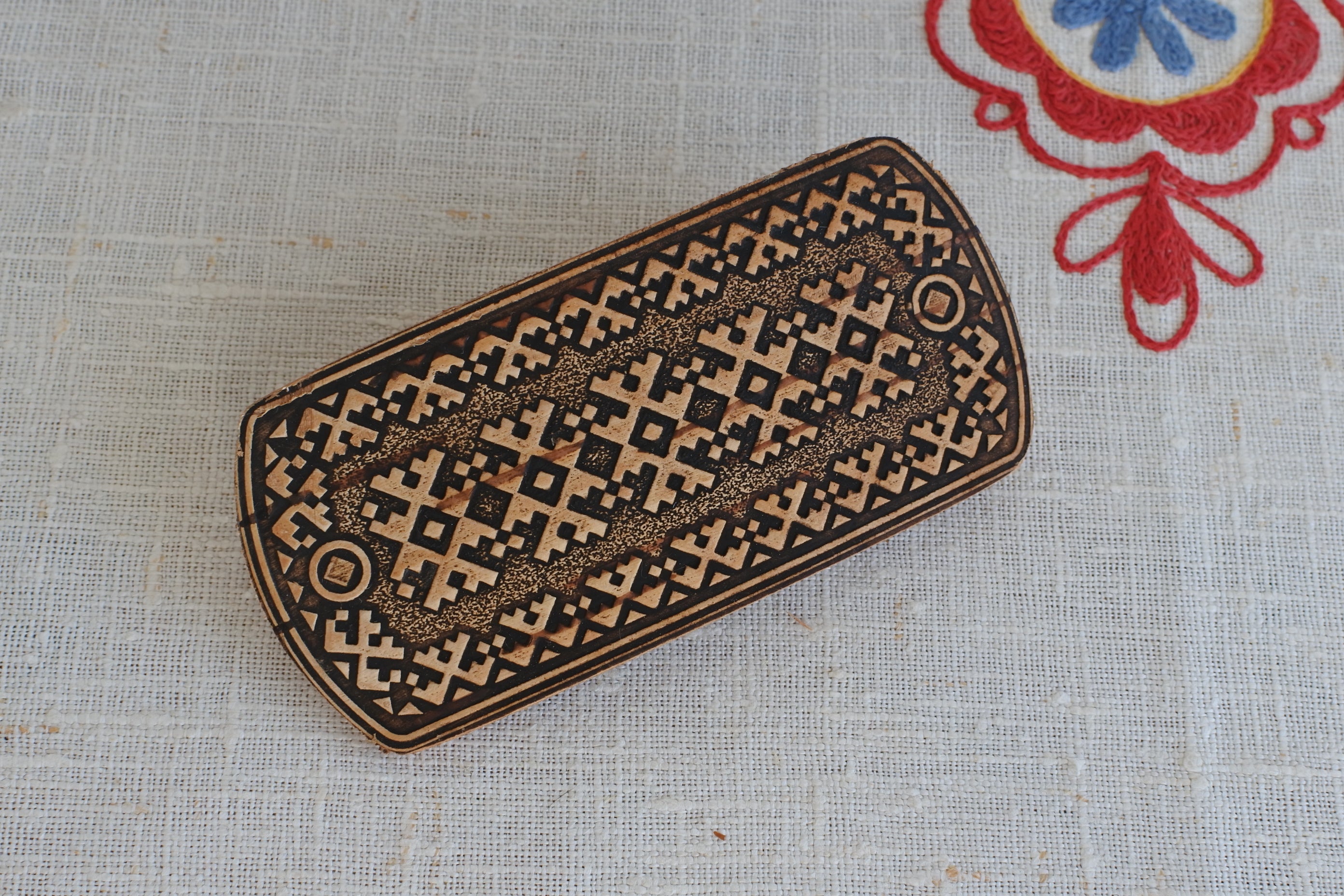 白樺細工ベレスタ 白樺樹皮 ハンドメイド ロシア民芸品 小箱