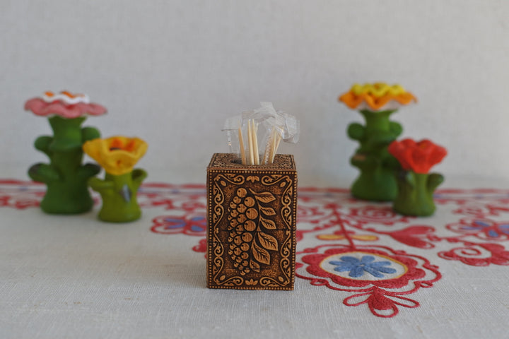 白樺細工ベレスタ　楊枝立て　ななかまど