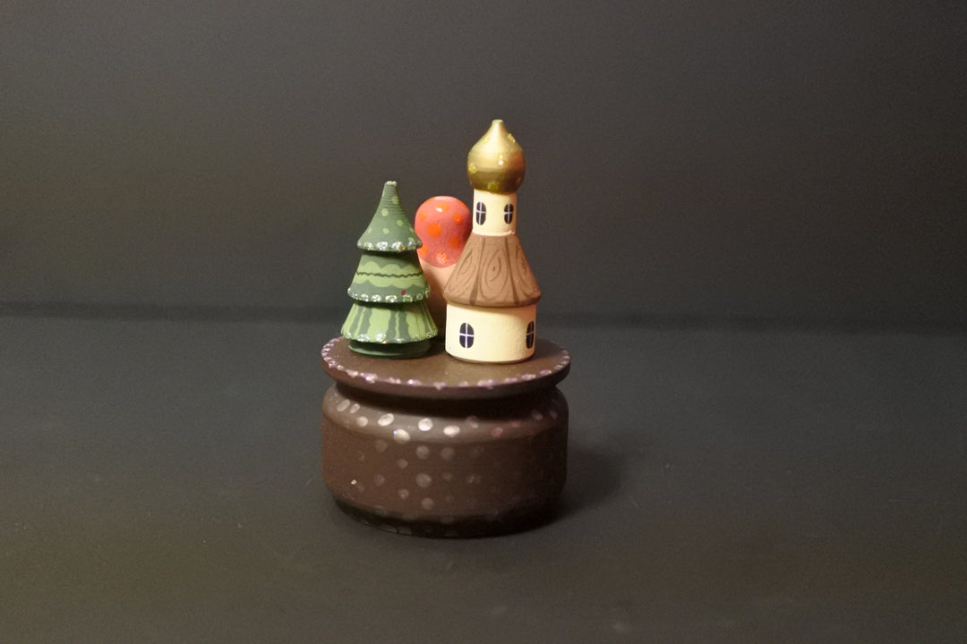 オーリャ・ロバノワのクリスマスの小箱　ココア色