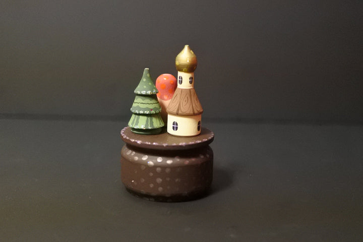 オーリャ・ロバノワのクリスマスの小箱　ココア色