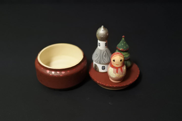 オーリャ・ロバノワのクリスマスの小箱　ボルドー色