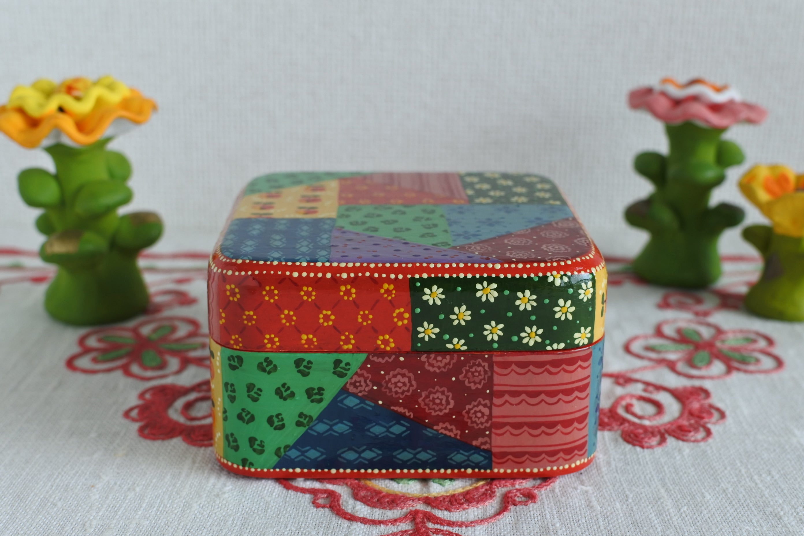 木の箱 ロシア民芸品 ワラ細工 手描き アクセサリー入れ 宝箱 ロシア