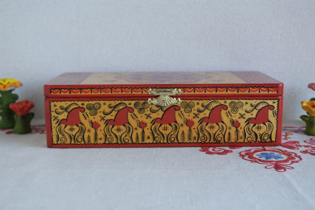 アルハンゲリスクの木箱　メゼン塗　　メゼンの馬