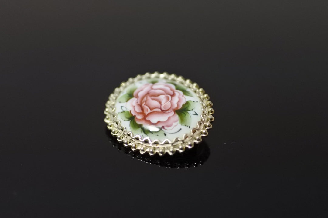 エナメル細工フィニフティ　ブローチ　ローズ