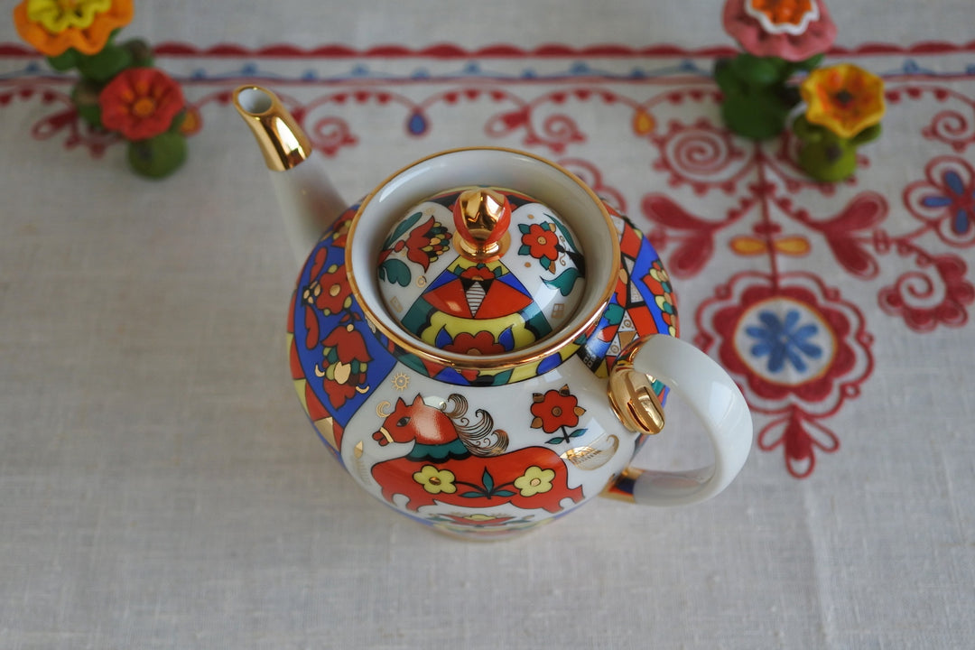 ロモノーソフ陶磁器　ロシアンフォークロア　ティーポット　800ml