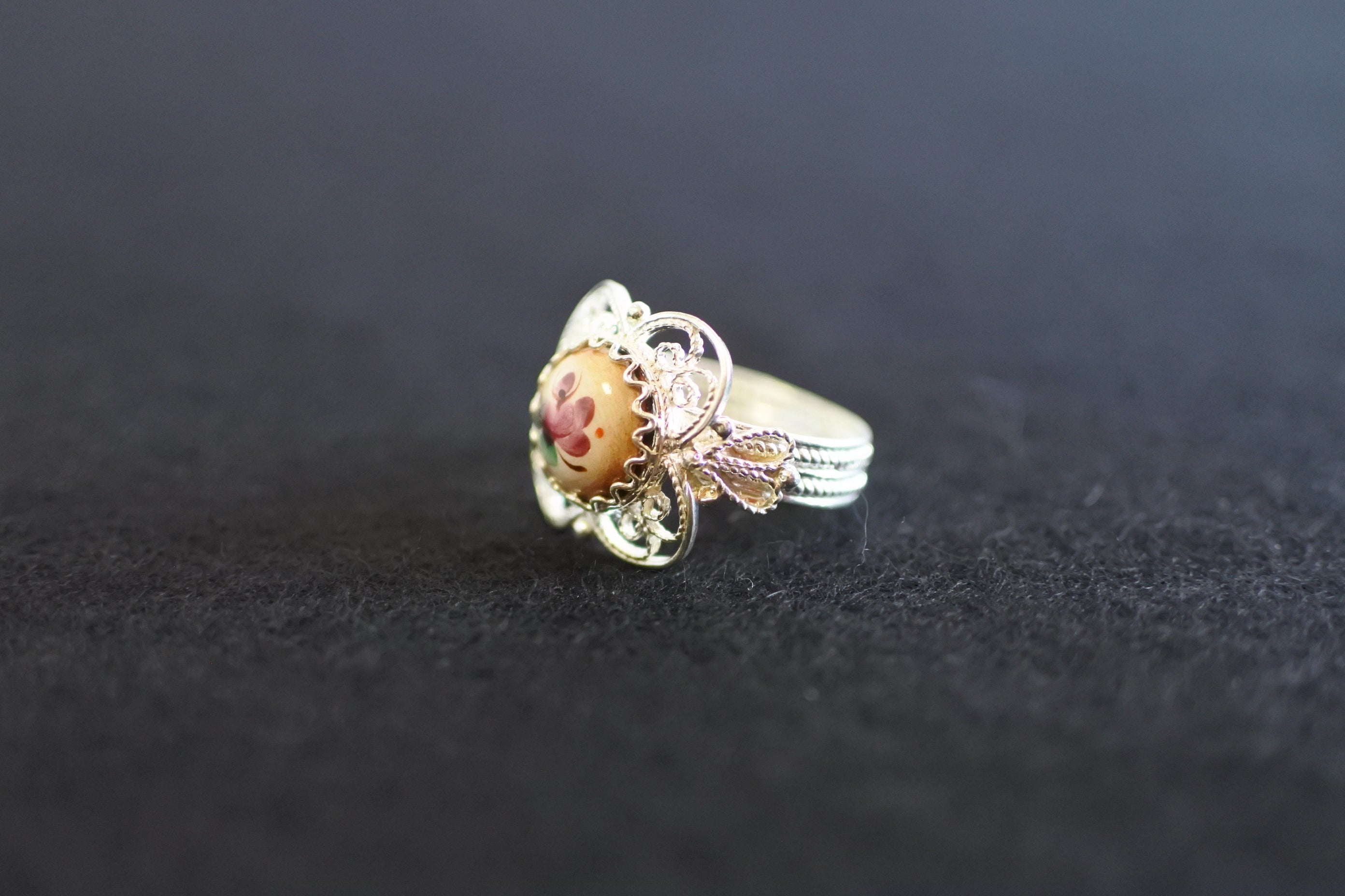 エナメル細工フィニフティ 花型リング ニケ 指輪 ロシア工芸品 ロシア