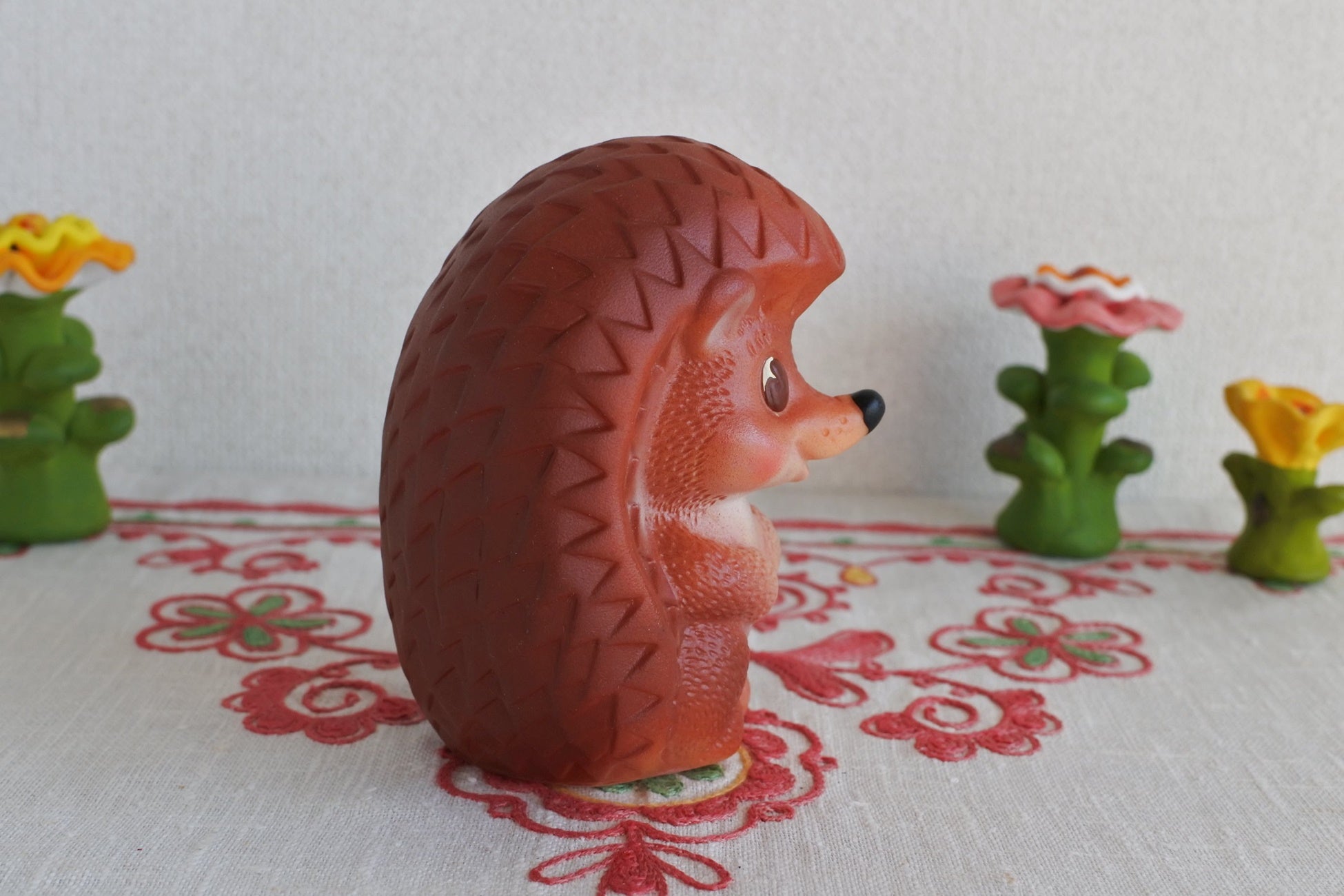 ソフビ人形 ハリネズミ ロシア雑貨いりえのほとり 神戸 お土産