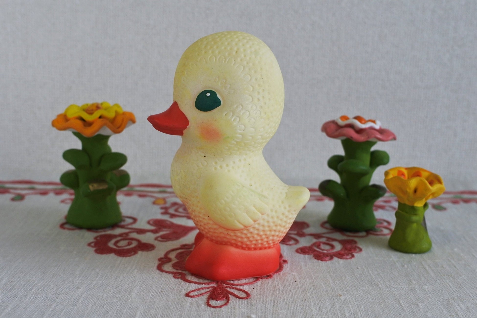 ソフビ人形 アヒルの子 ロシア雑貨いりえのほとり 神戸 – ロシア雑貨