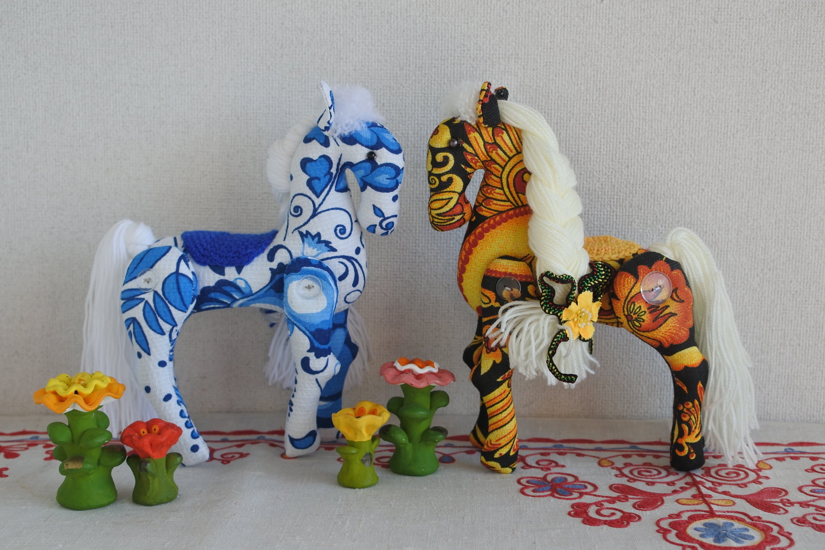 ぬいぐるみ まほうの馬 ホフロマ ロシア製 干支午 ロシア雑貨いりえの