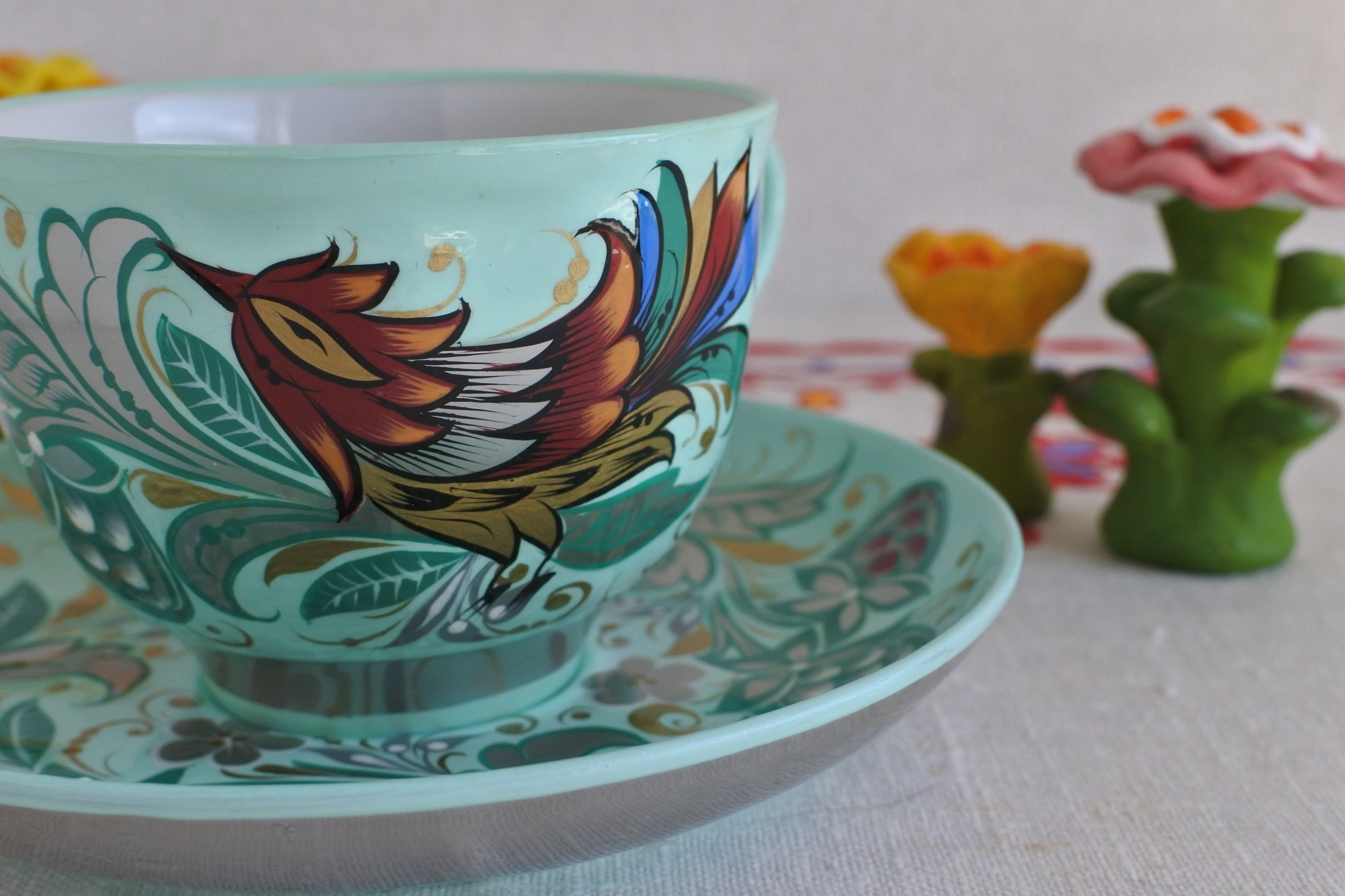 ホフロマ工房の陶磁器 カップ&ソーサー 極楽鳥 ロシアの食器 ロシア