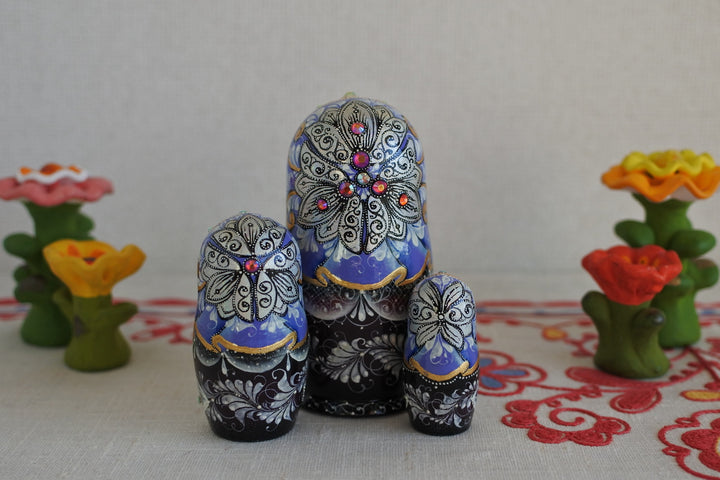 スベトラーナ・ジュルキナのマトリョーシカ　スニェグーロチカ　3P