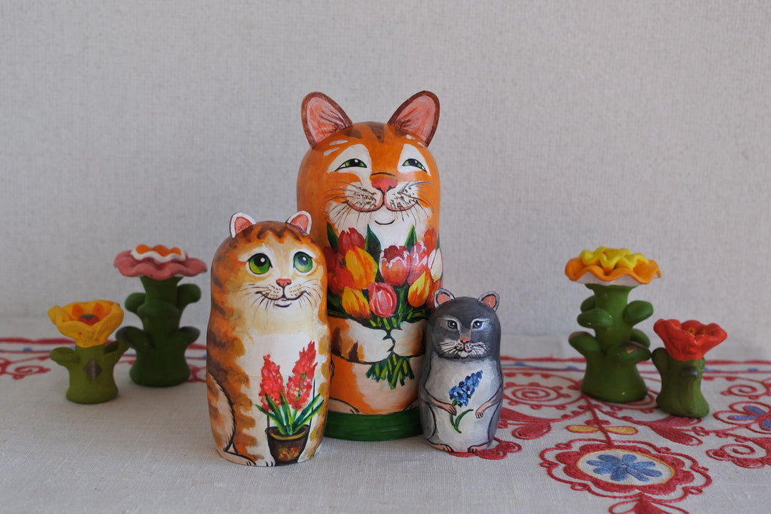 マトリョーシカ　春ネコ　チューリップ　3Ｐ