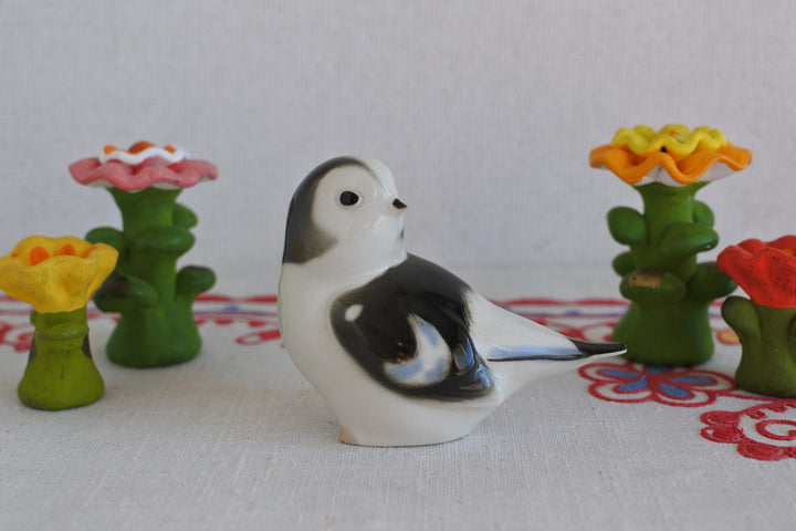 ロモノーソフ陶磁器　鳥　スネギリ(日本名　ウソ)
