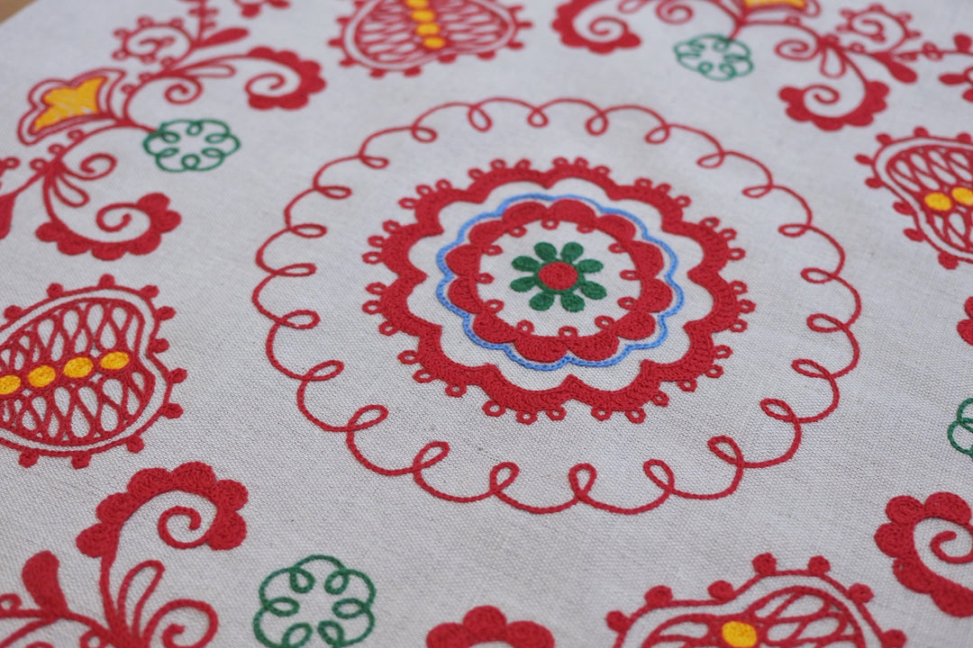アルハンゲリスクの刺繍　クッションカバー