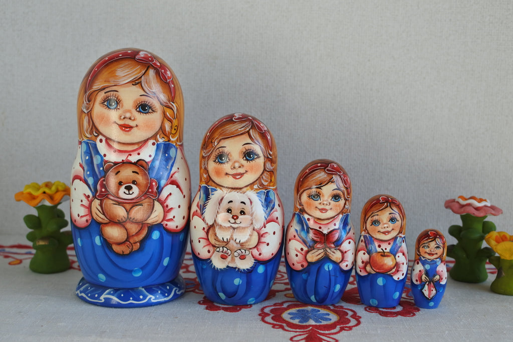 マトリョーシカ ナターシャ 5ピース ロシア民芸品 ロシア雑貨い
