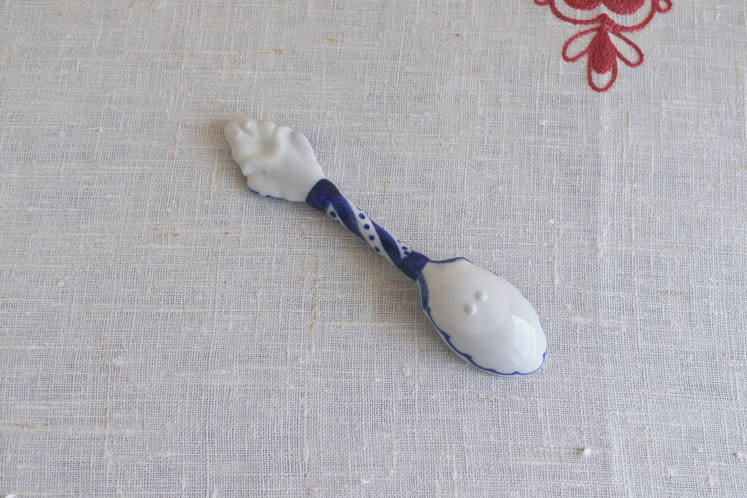 グジェリ陶器　スプーン　バタフライ