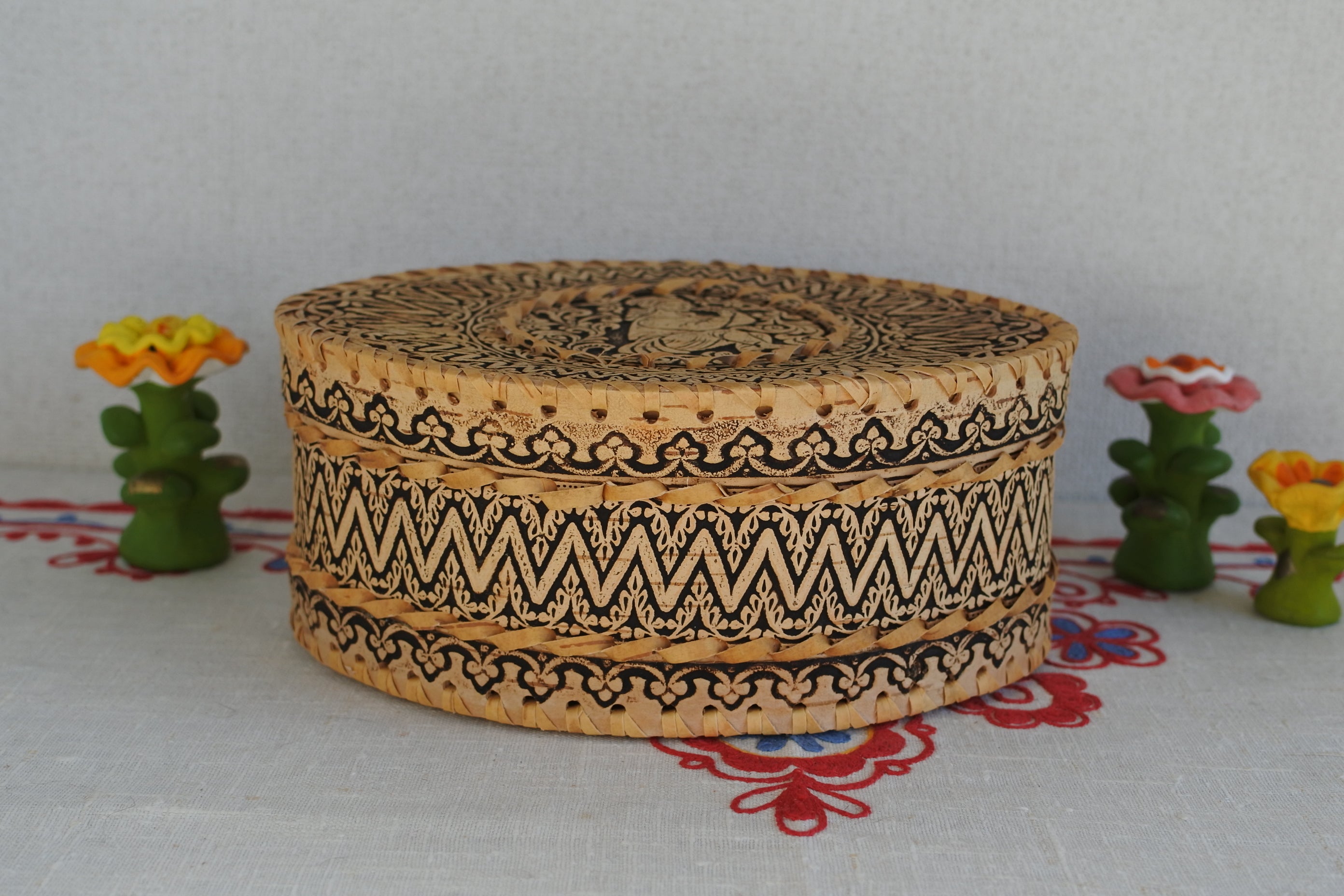 白樺細工ベレスタ スラブ神レーリ 春の神 愛の神 白樺樹皮 ロシア雑貨