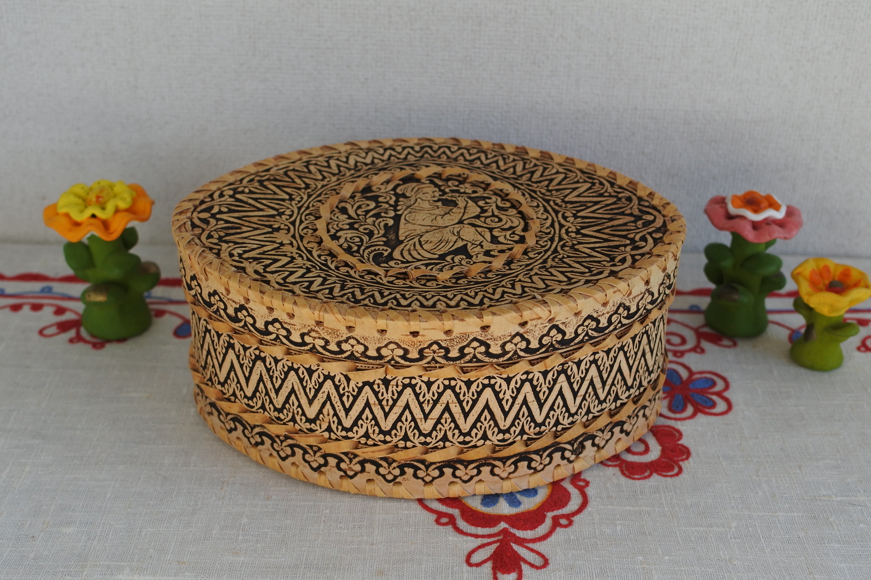 白樺細工ベレスタ スラブ神レーリ 春の神 愛の神 白樺樹皮 ロシア雑貨