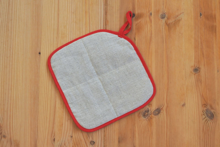 アルハンゲリスクの刺繍　鍋敷き　田園