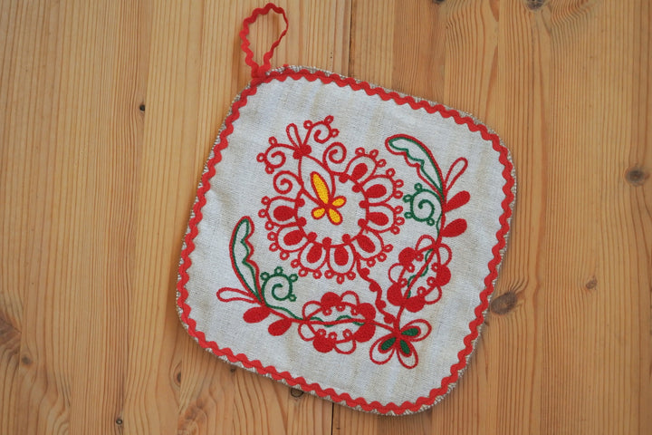 アルハンゲリスクの刺繍　なべ敷き　花